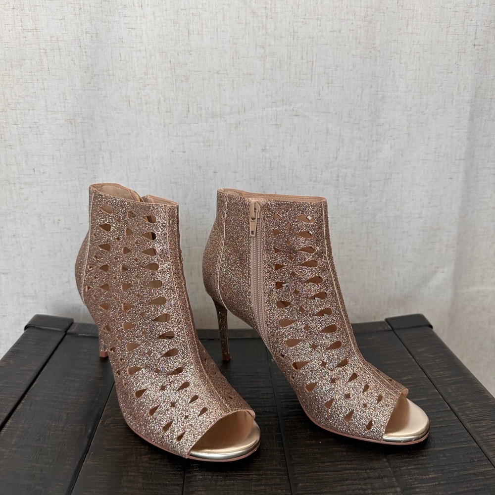 Gold Sparkle Heels